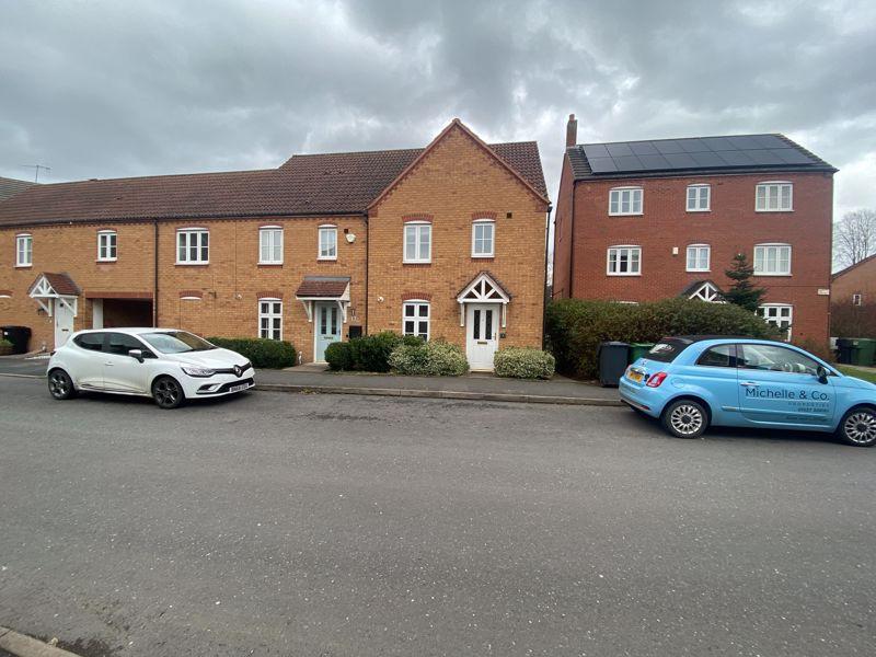 Railway Walk, Breme Park, Bromsgrove 3 bed terraced house £1,195 pcm