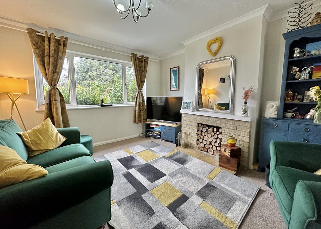 Nightingale Gardens, Nailsea, North... 3 bed house £1,200 pcm (£277 pw)