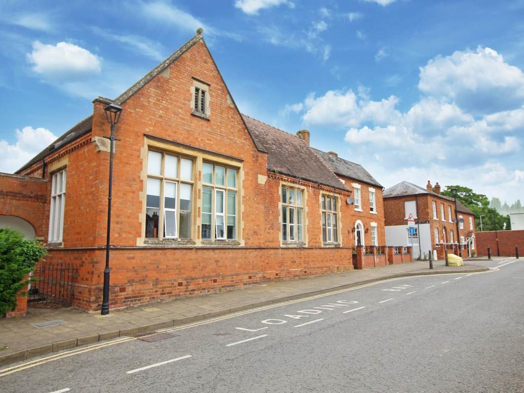 The Old School, Merstow Green, Evesham Studio £595 pcm (£137 pw)