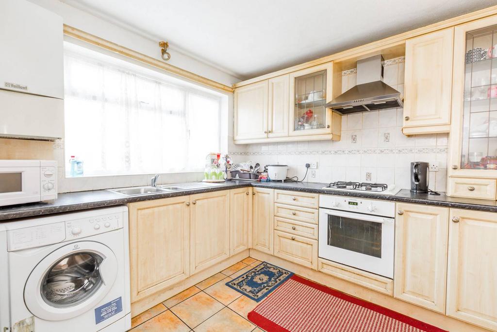 Moore Walk, Forest Gate, London, E7 3 bed house for sale - £475,000