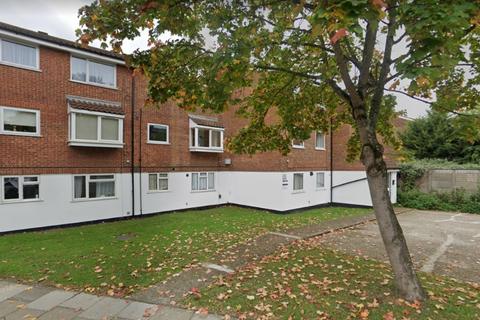 1 bedroom flat for sale - Makepeace Road, Northolt, Middlesex, UB5