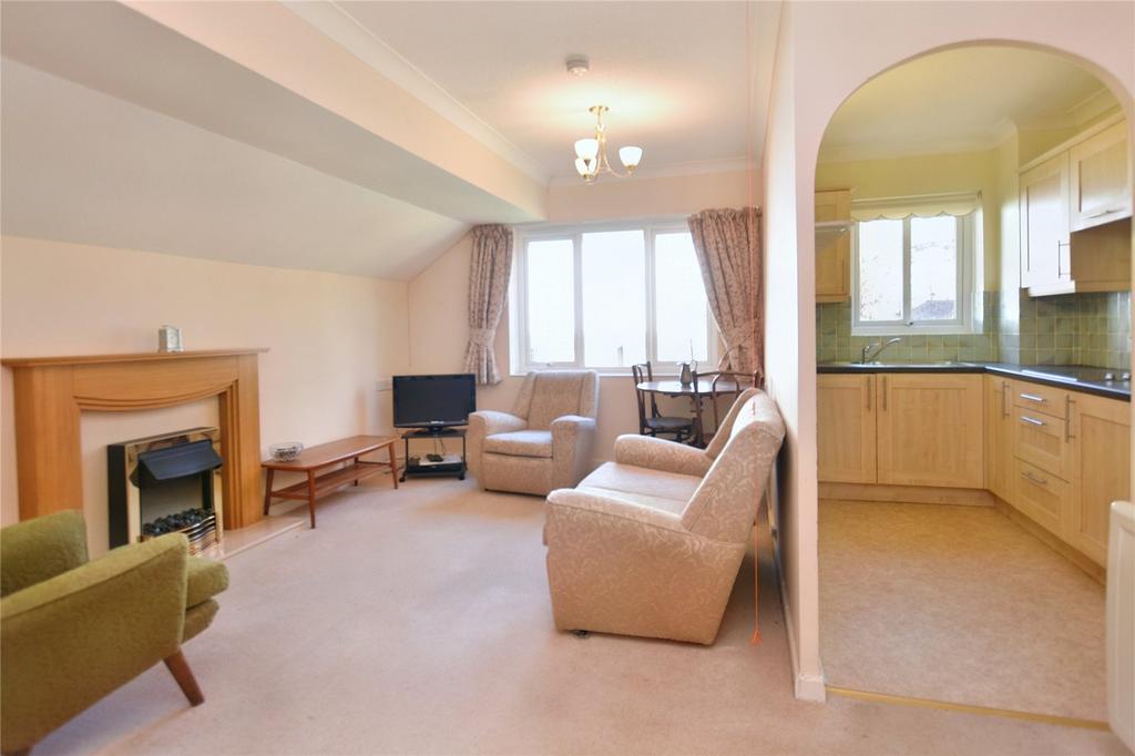 Homegarth House, Wetherby Road, Roundhay, Leeds 2 bed apartment for