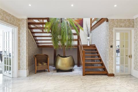 5 bedroom detached house for sale, The Paddock, Merrow, Guildford, Surrey, GU1
