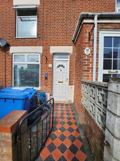 2 bedroom terraced house to rent, Pelham Road