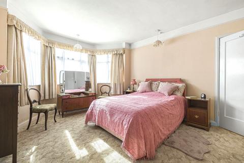 6 Treve Avenue, Harrow, HA1 4AJ