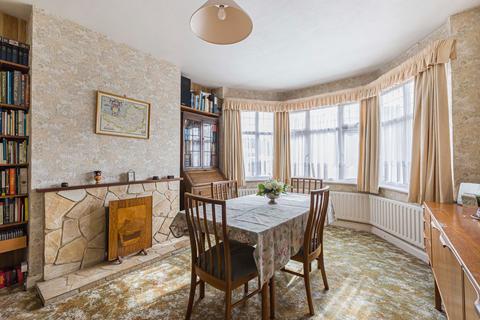 6 Treve Avenue, Harrow, HA1 4AJ