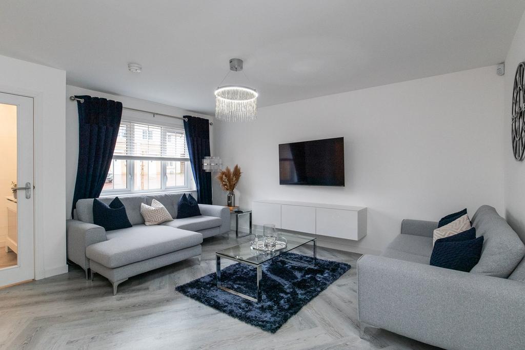 Stagg Park, Dalkeith, EH22 3 bed semidetached house £240,000