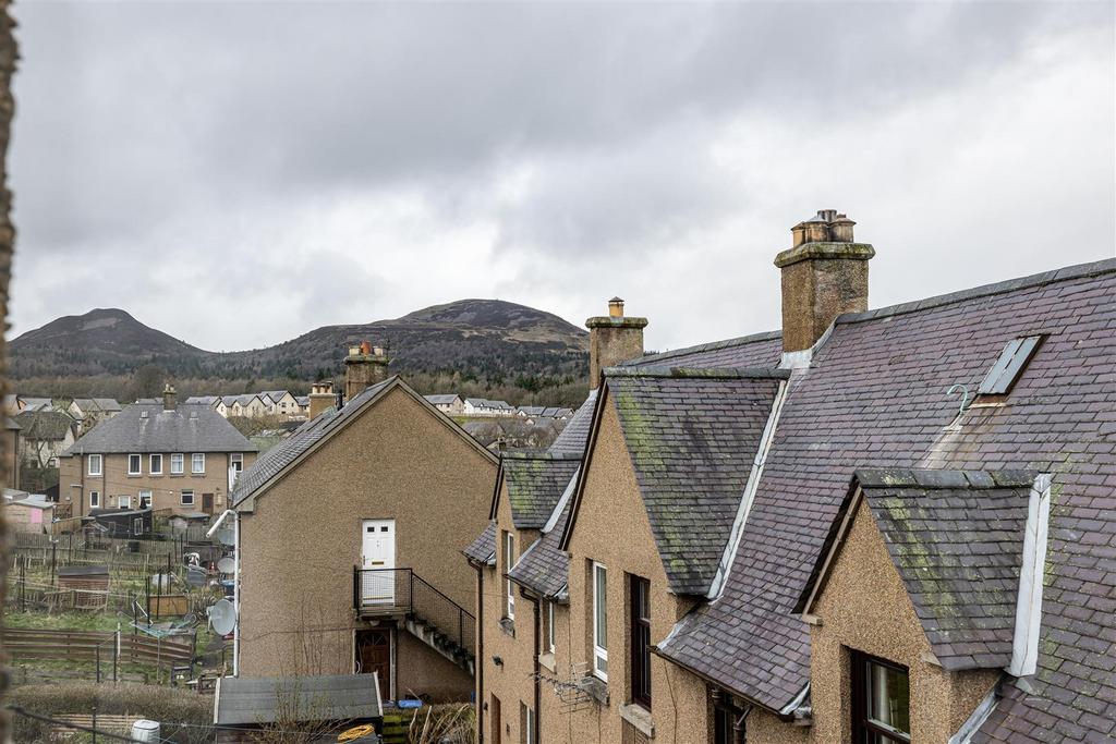 Roxburghe Place, Newtown St.... 3 bed semidetached house £125,000
