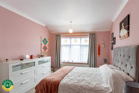22 Hillcrest Road, Doncaster, DN2 5ND
