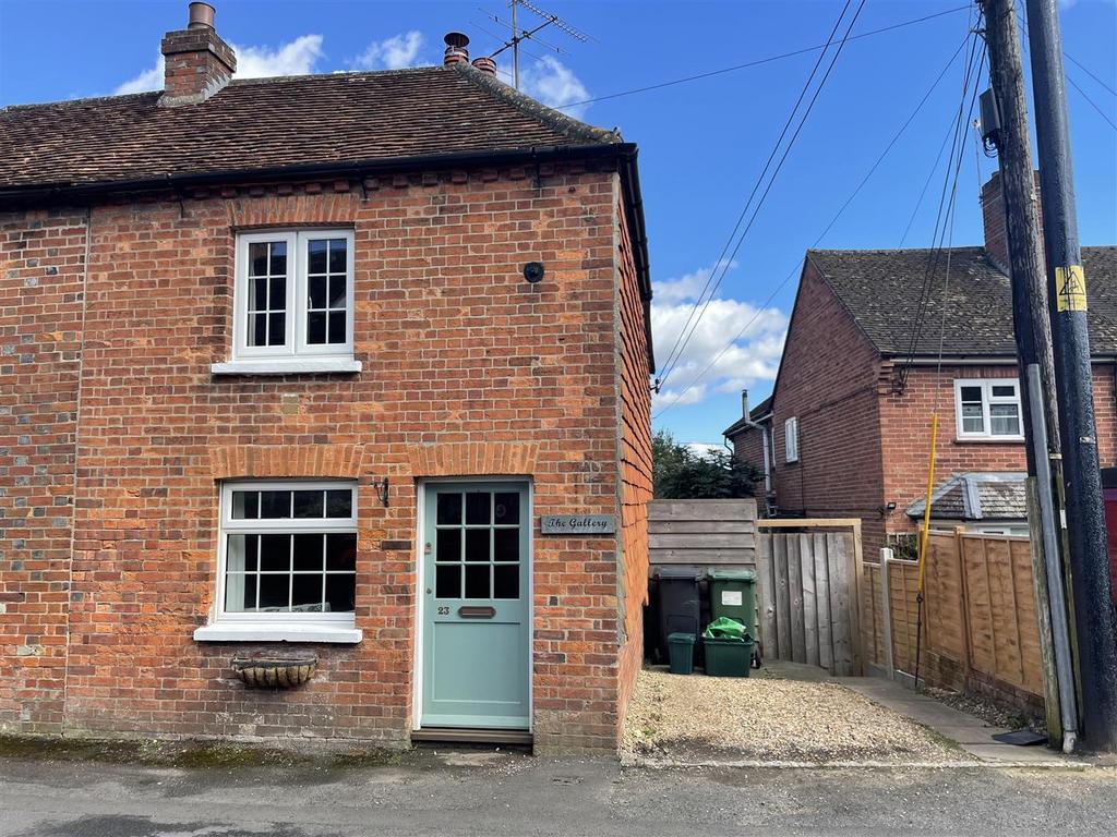 Prospect Road, Hungerford 2 bed cottage £349,500
