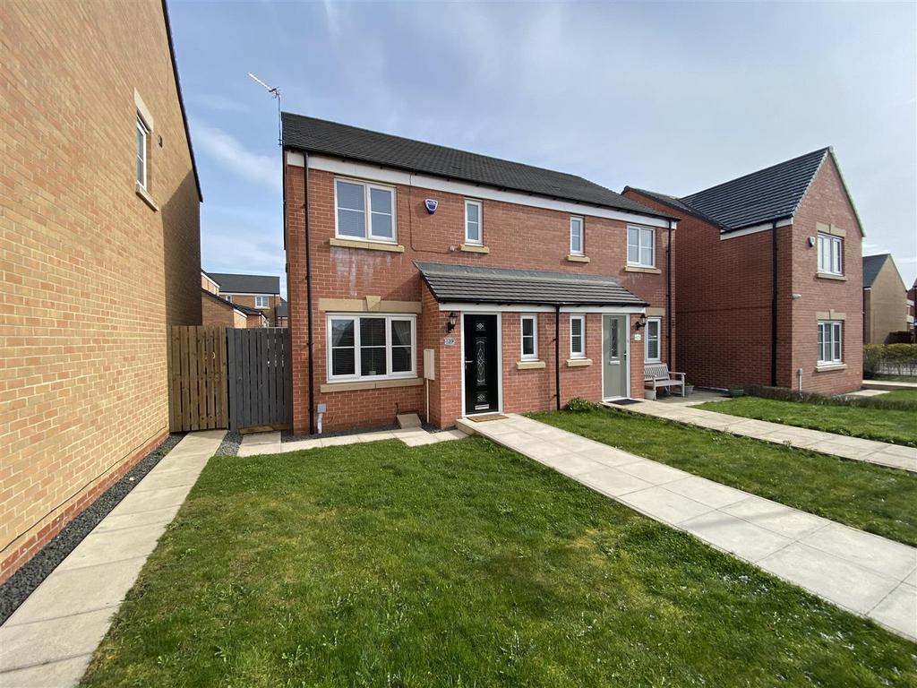Sandringham Way, Newfield, Chester Le Street 3 bed semidetached house
