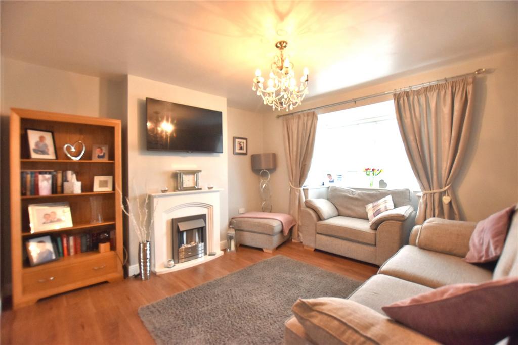 Monkridge Gardens, Dunston... 3 bed semidetached house £190,000