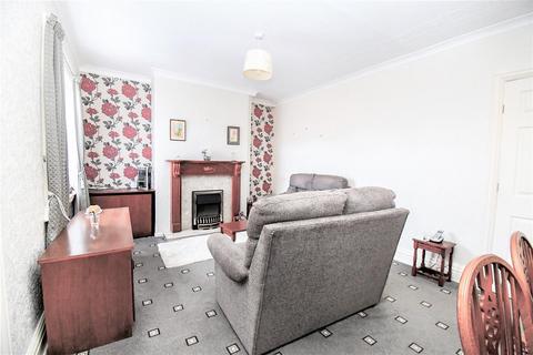 3 bedroom semi-detached house for sale - Clifford Avenue, Hull