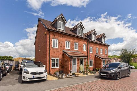 3 bedroom end of terrace house for sale, Hedge Lane, Tidworth