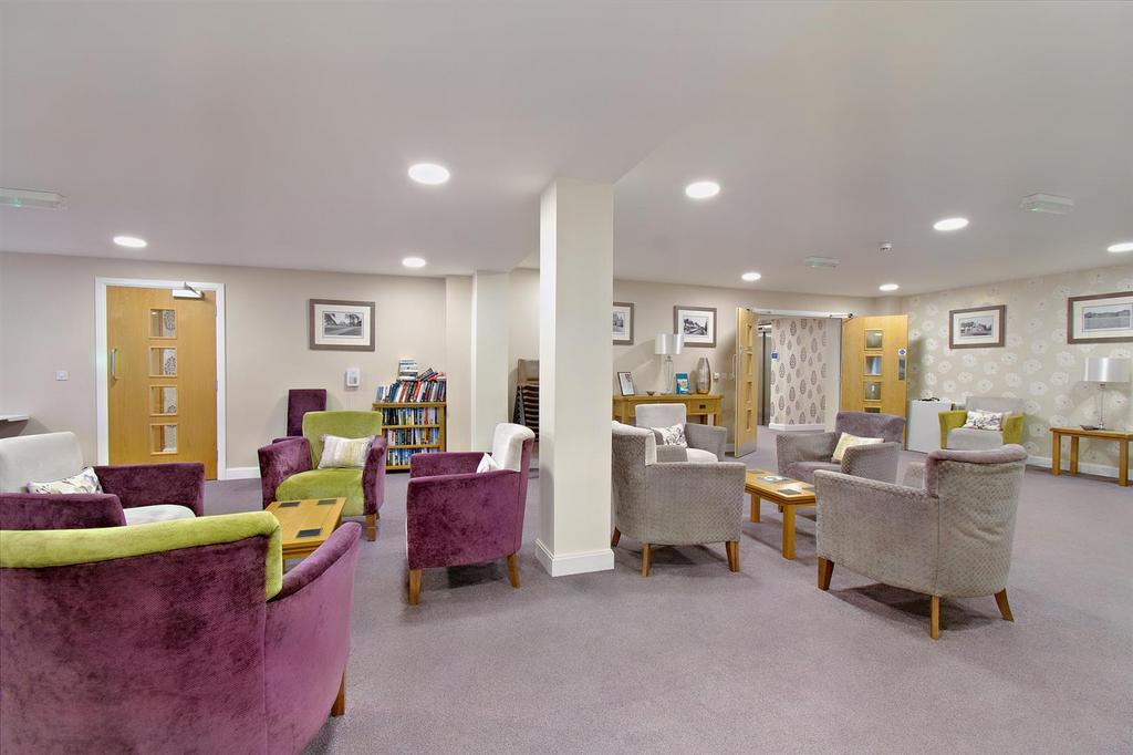 8542365-interior08-800.JPG