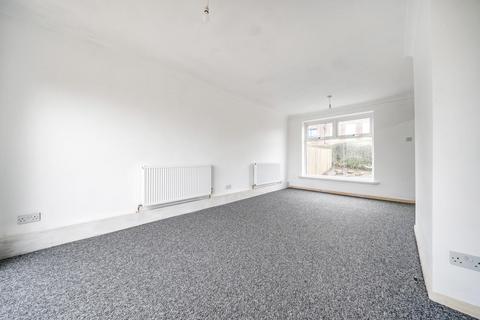 24 Silk Mill Drive, Leeds, LS16 6DX