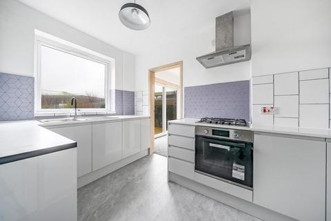 24 Silk Mill Drive, Leeds, LS16 6DX