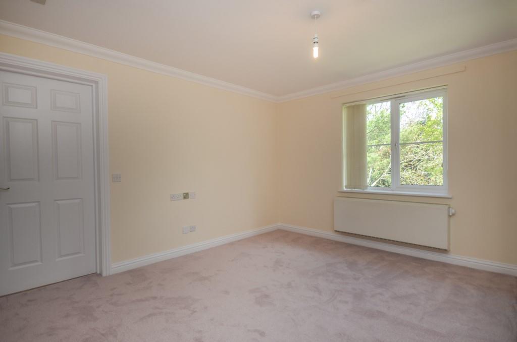Bedroom pic 2.jpg