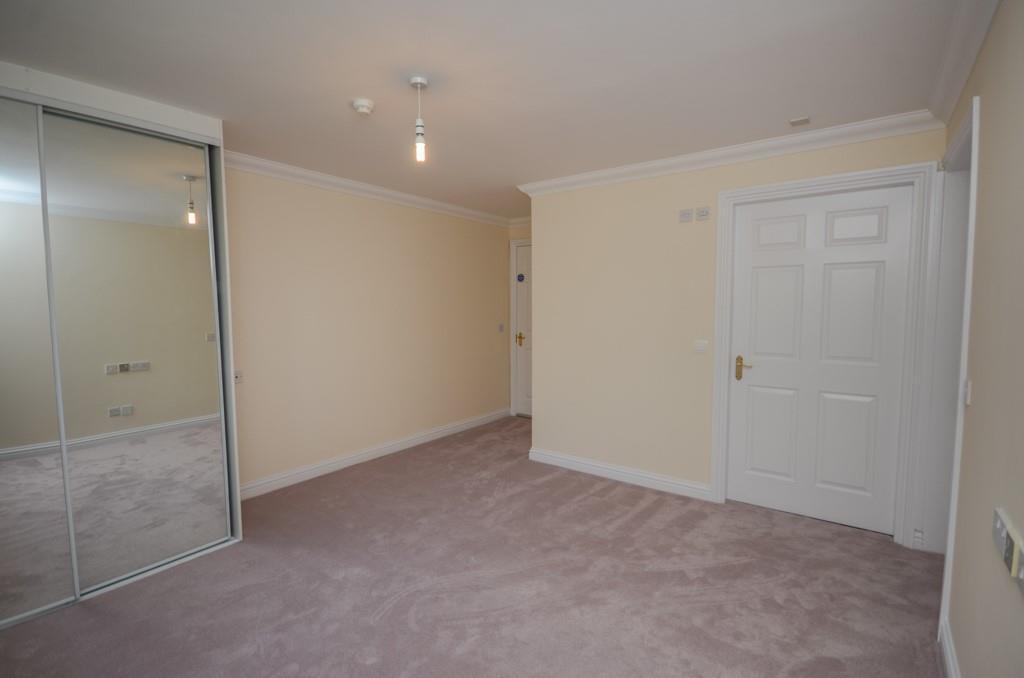 Bedroom pic 3.jpg