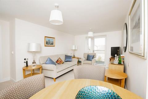 2 bedroom apartment for sale - WIlliams Place, 170 Greenwood Way, Didcot OX11 6GY