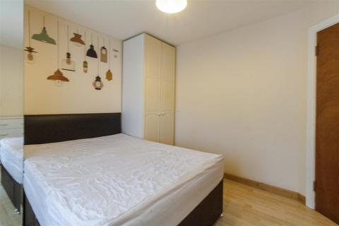2 bedroom apartment for sale - Mallowmead, Abercorn Road, Mill Hill East, NW7