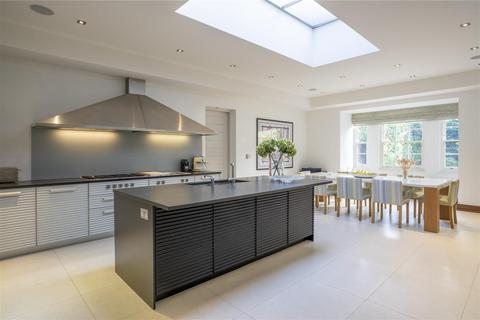 6 bedroom detached house for sale, Winnington Road, N2