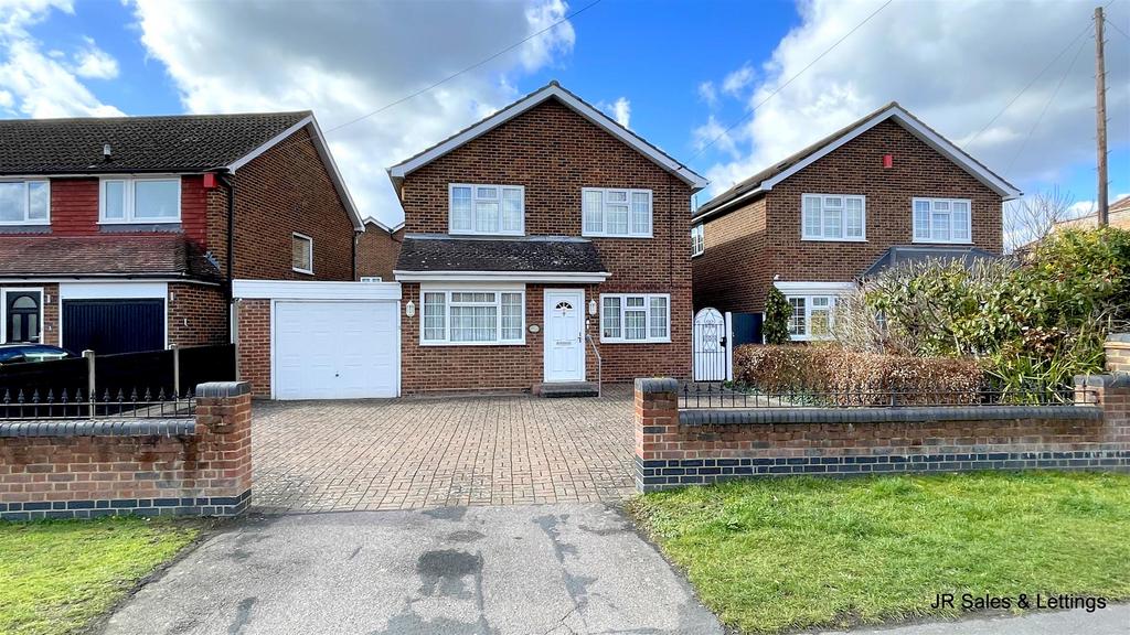 Park Lane, West Cheshunt 4 bed detached house for sale £649,995