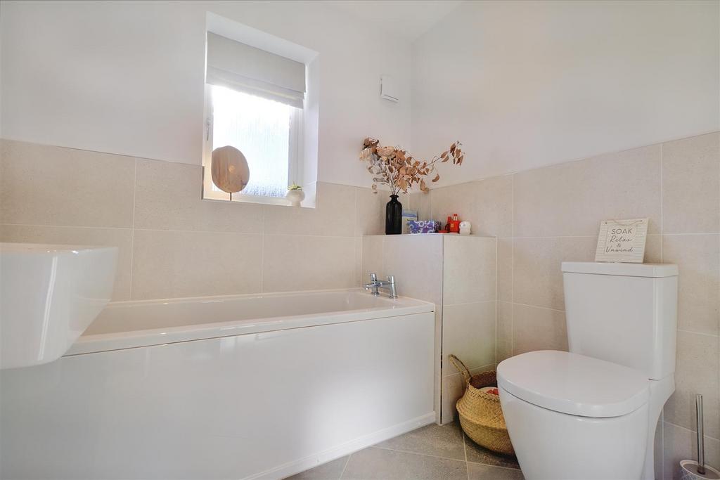 Bathroom.jpeg