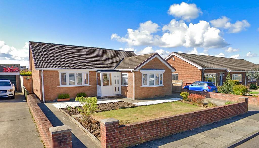 Kintyre Drive, Thornaby, StocktonOnTees, TS17 0HN 3 bed detached