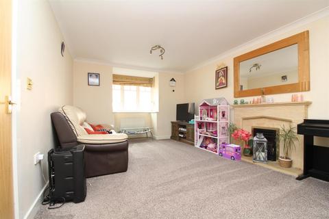 4 bedroom detached house to rent, The Ryding, Shenley Brook End, Milton Keynes, MK5 7FW