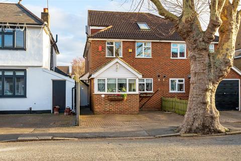 29a Senga Road, Wallington, SM6 7BG