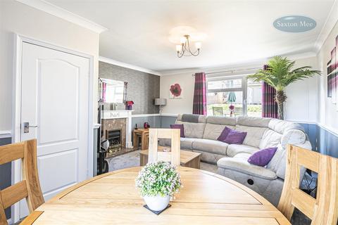 12a Dixon Drive, Wharncliffe Side, Sheffield, S35 0DG