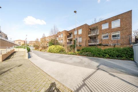 10 Rainhill Way, London, E3 3JD