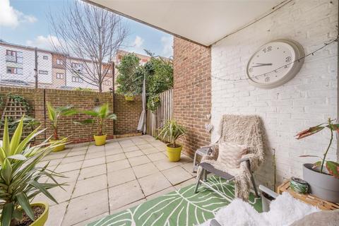 10 Rainhill Way, London, E3 3JD