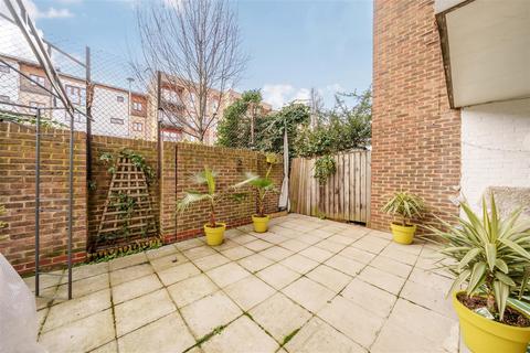 10 Rainhill Way, London, E3 3JD