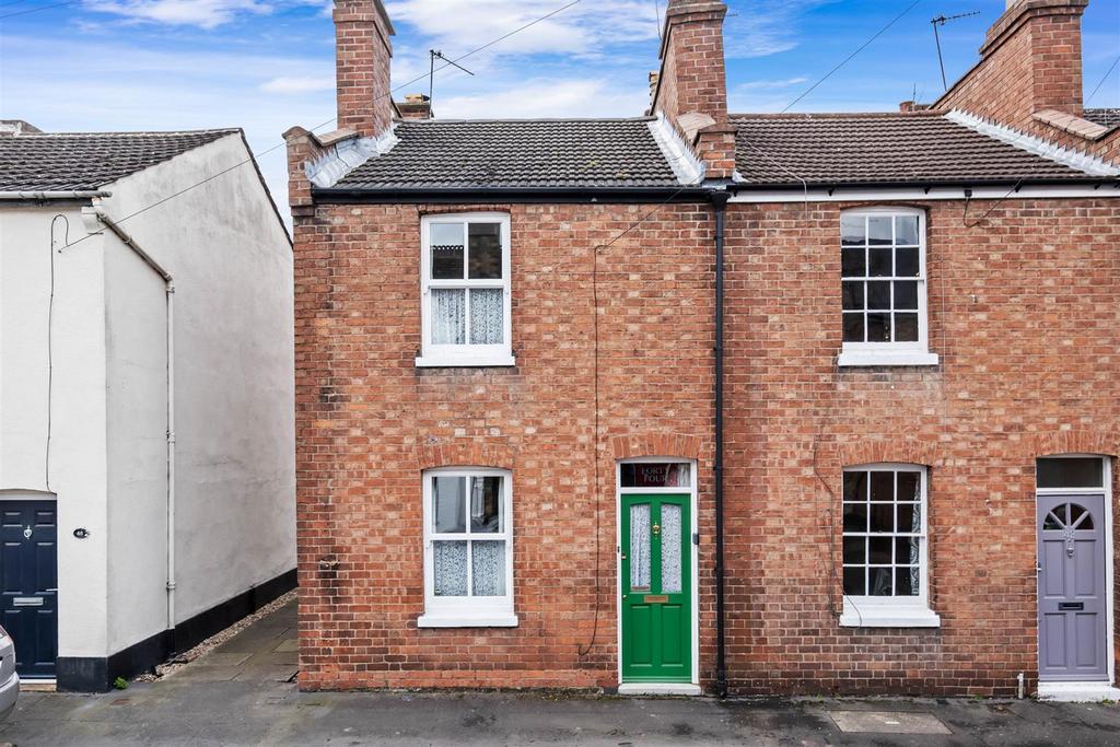 Waterloo Street, Leamington Spa 2 bed end of terrace house for sale £