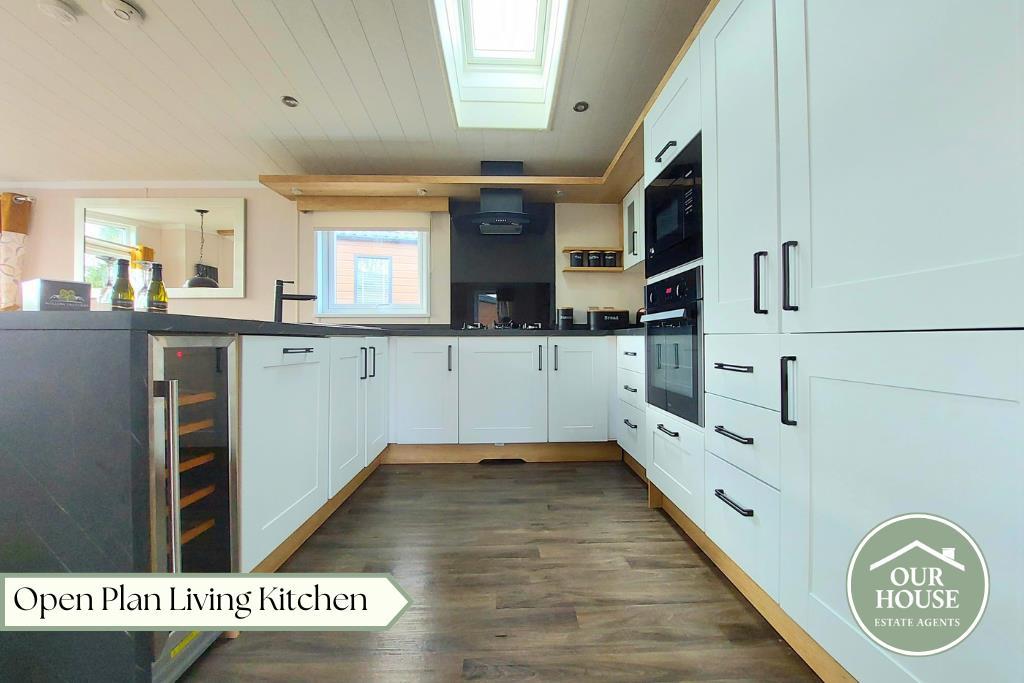 Open Plan Living/Dining/Kitchen