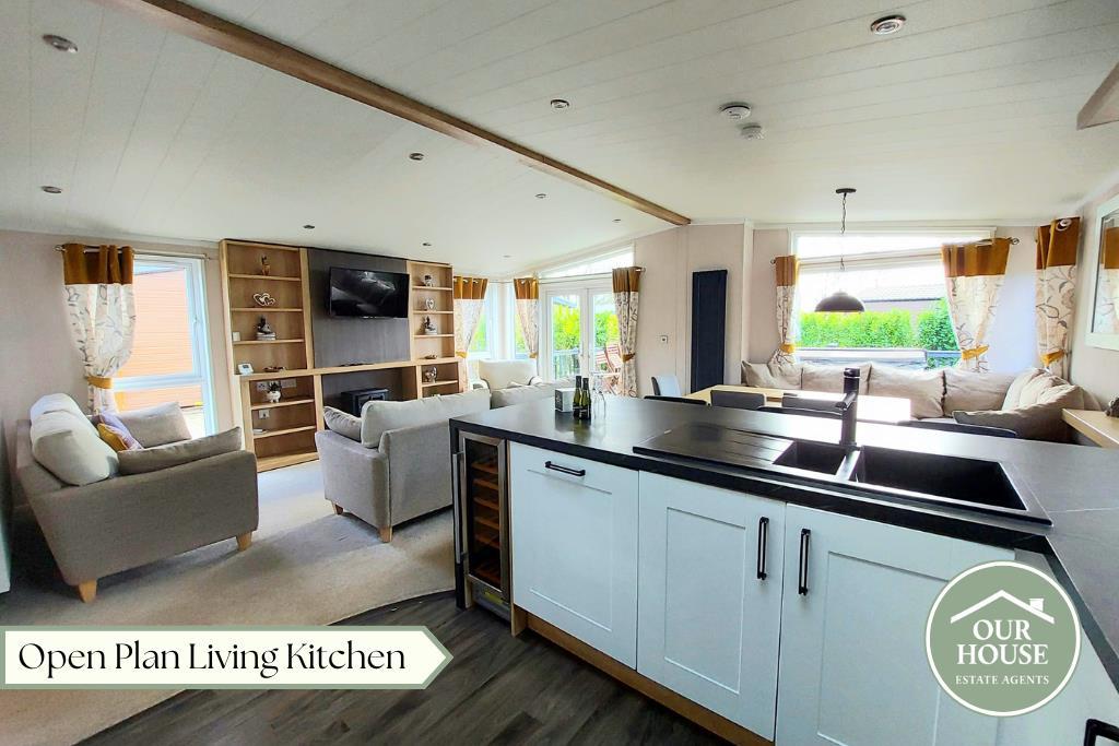 Open Plan Living/Dining/Kitchen