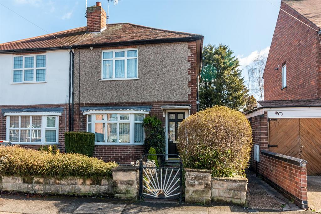 St Marys Crescent, Ruddington, Nottingham 3 bed semidetached house for