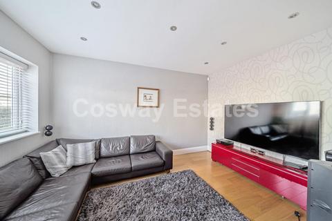 53 Uphill Grove, Mill Hill, London, NW7 4NH