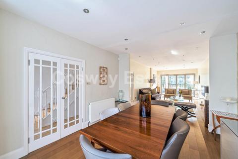 53 Uphill Grove, Mill Hill, London, NW7 4NH