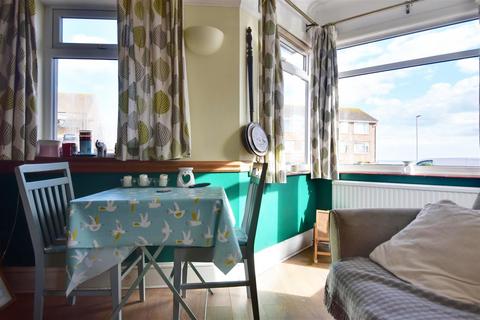 4 bedroom detached bungalow for sale - Harley Shute Road, St. Leonards-On-Sea