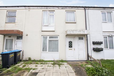 267 Milwards, Harlow, CM19 4SN