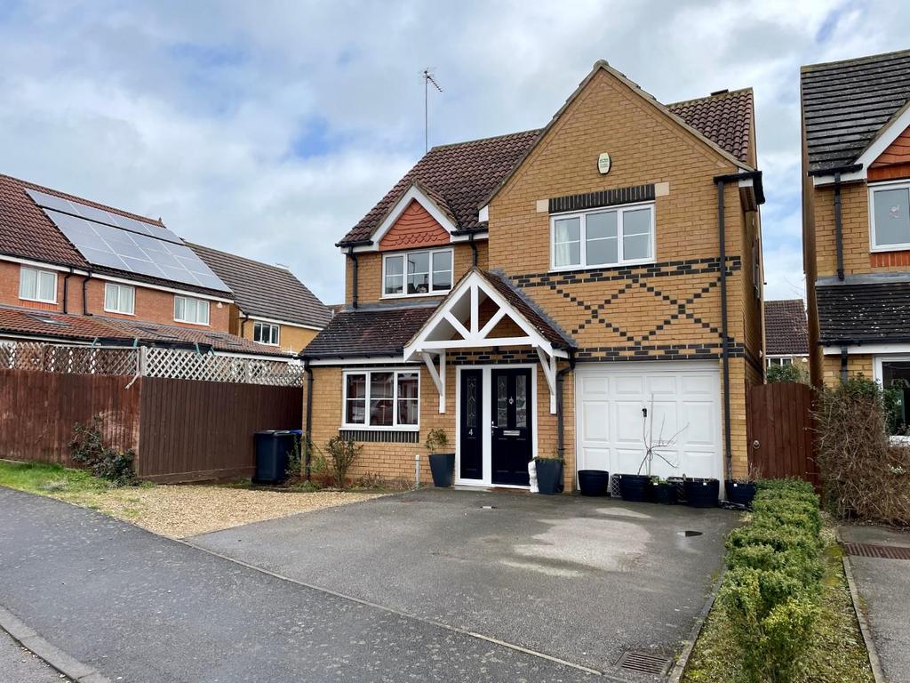 Villagers Close, Wootton Fields, Northampton NN4 4 bed detached house