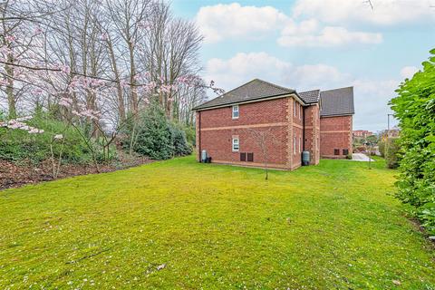 2 bedroom apartment to rent - Glastonbury Mews, Stockton Heath, Warrington