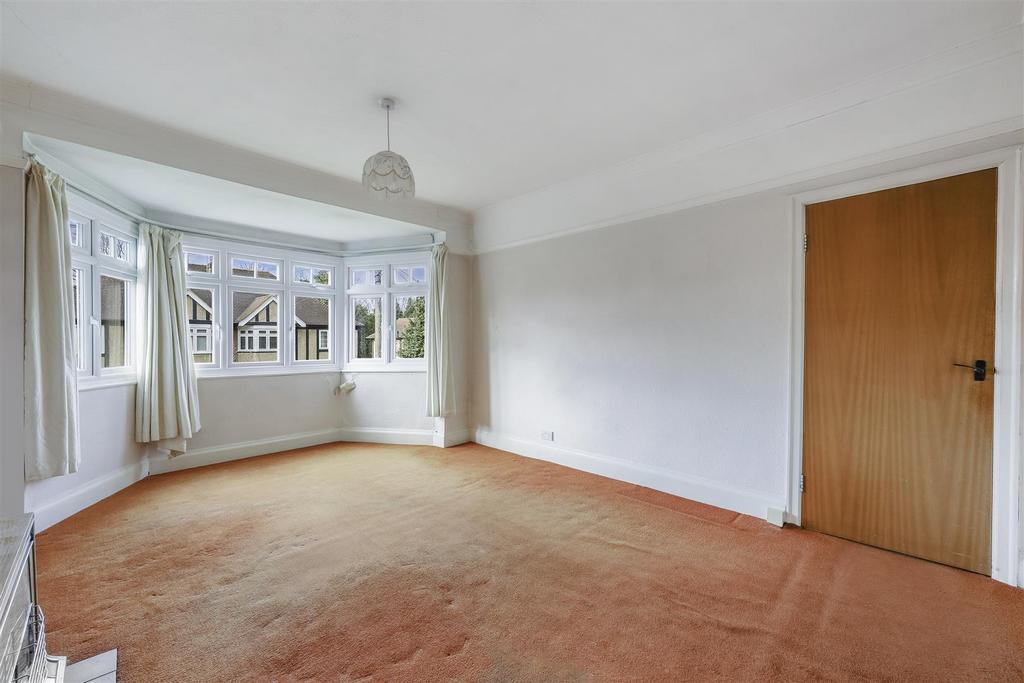 Grove Avenue, Sutton 2 bed for sale £325,000