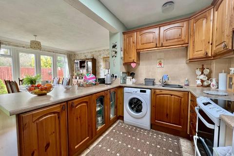 11 Ringwood Close, Northampton, NN2 8QG