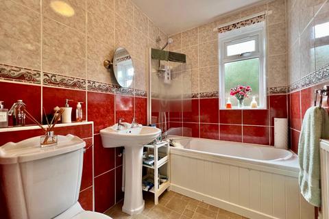 11 Ringwood Close, Northampton, NN2 8QG