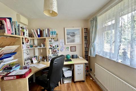 11 Ringwood Close, Northampton, NN2 8QG