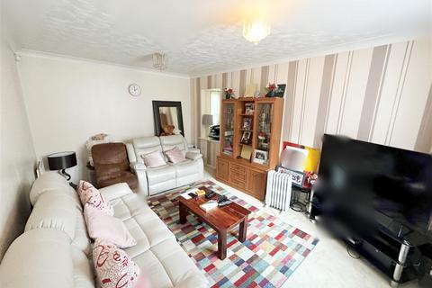 3 bedroom detached house to rent, Tynemouth Rise, Monkston, Milton Keynes
